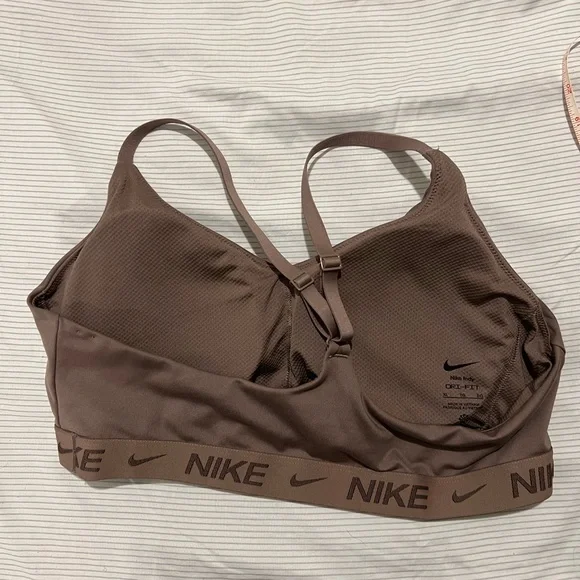 Nike Women's Chocolate Brown Sports Bra - Picture 3 of 3
